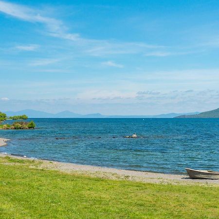 Lakeview Cottage - Rainbow Point Holiday Home เทาโป ภายนอก รูปภาพ
